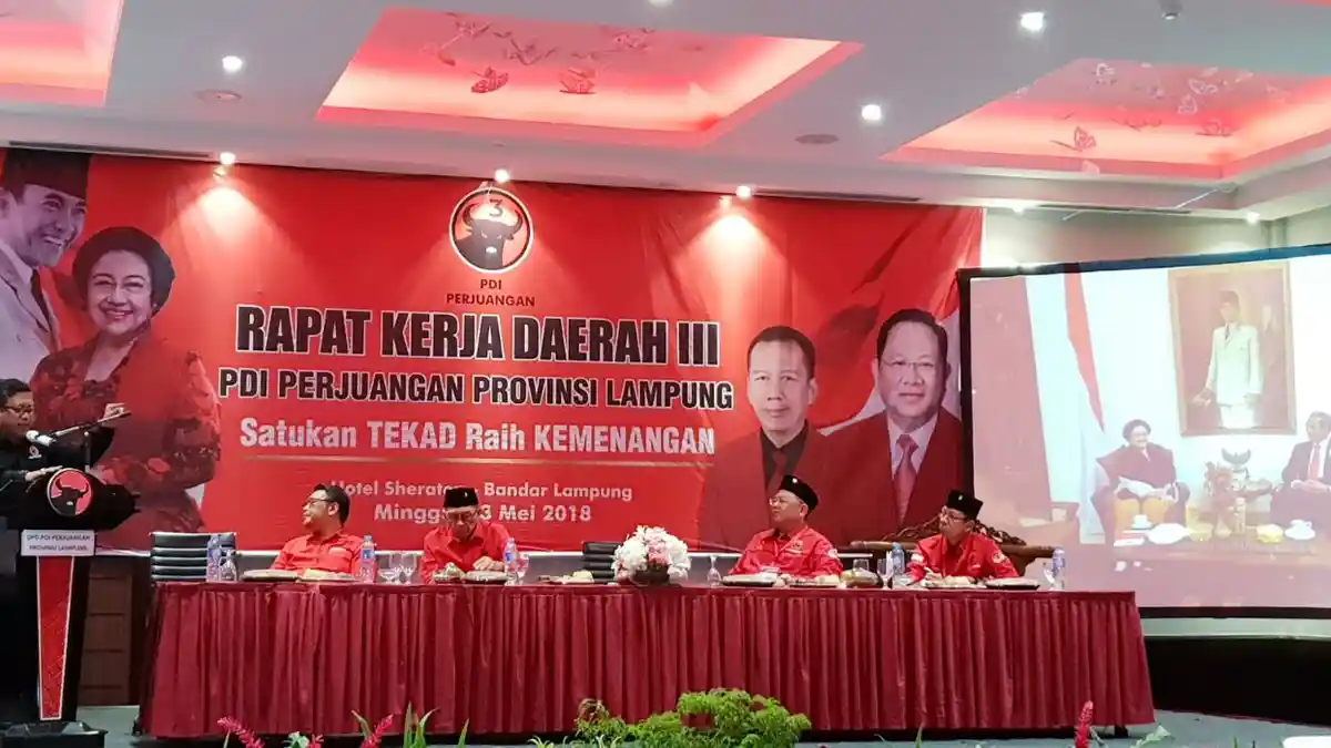 PDIP: Herman-Sutono Pemimpim Rakyat, Kader Partai Bergotong Royong