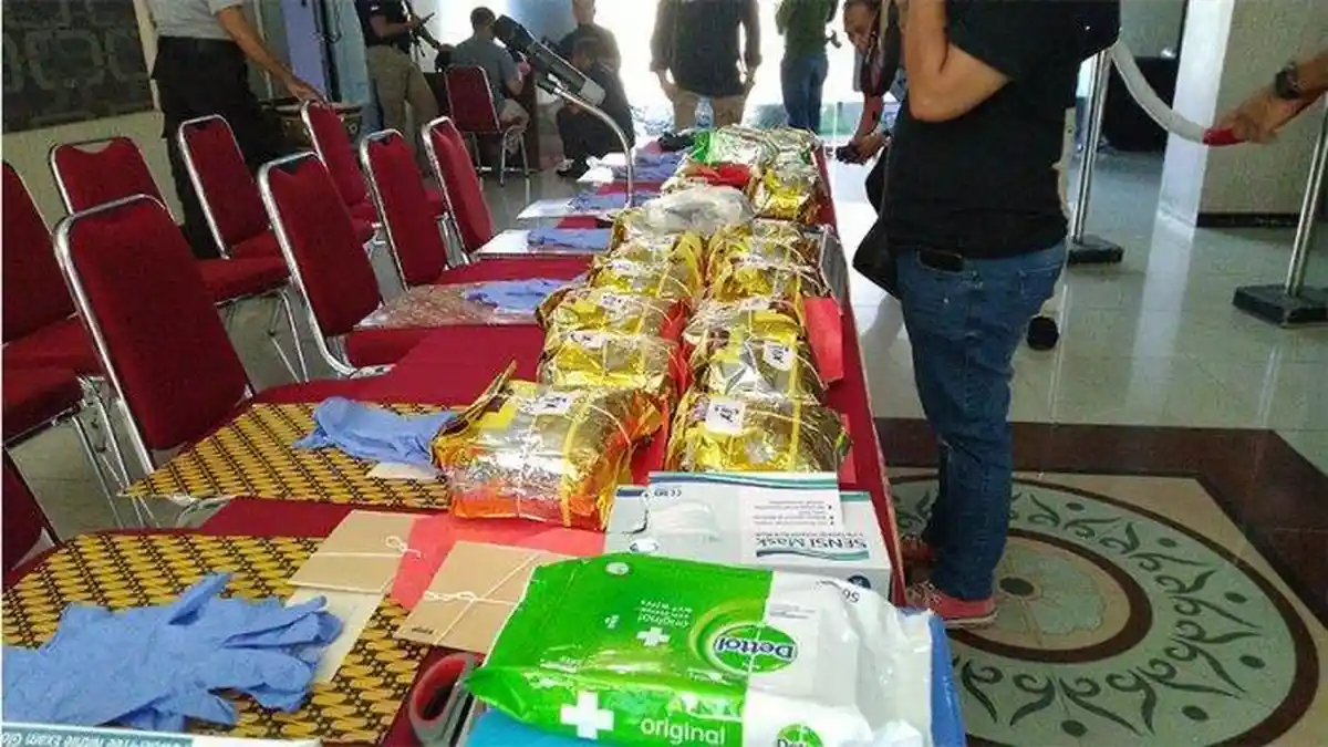 Polda Kalbar Gagalkan Penyelundupan 25 Kg Sabu
