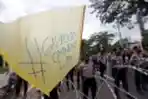 Buruh dan Mahasiswa Demo Tolak RUU Omnibus Law