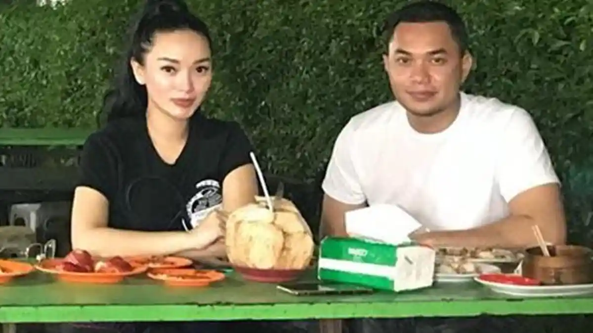 Suami Digosipkan Bangkrut karena Utang, Zaskia Gotik: Alhamdulillah Masih Bisa Kumpul Sama Keluarga