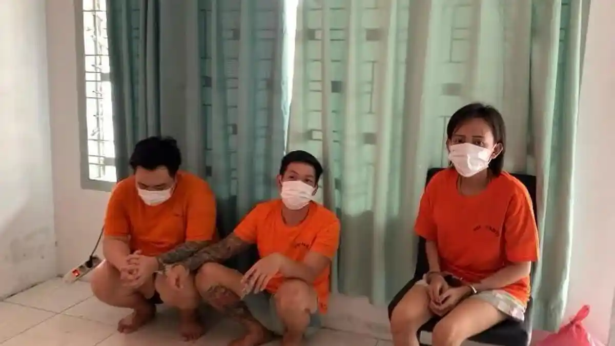 Polisi Gerebek Pabrik Rumahan Racikan Narkoba Jenis Baru, Suami Istri dan Rekannya Ditangkap