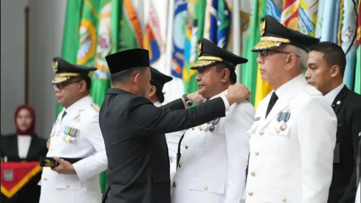 Belum 24 Jam Jabat Pj Gubernur Sulbar, Bahtiar Baharuddin Langsung Lakukan Hal Ini