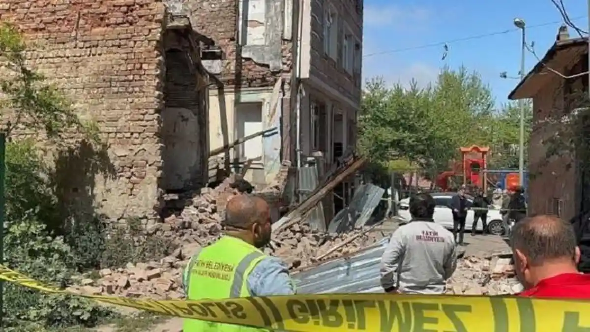Gempa Guncang Turki Bermagnitudo 6.2, Warga Panik Hingga 151 Orang Lompat dari Gedung