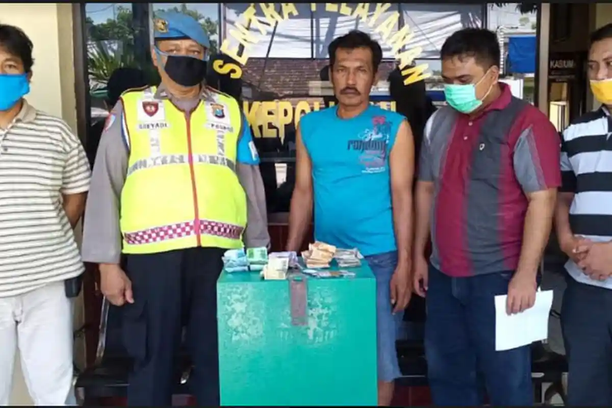 Pria Gresik Bawa Linggis Kecil Curi Kotak Amal di Masjid Tuban, Kaget Kepergok, Lihat Nasibnya