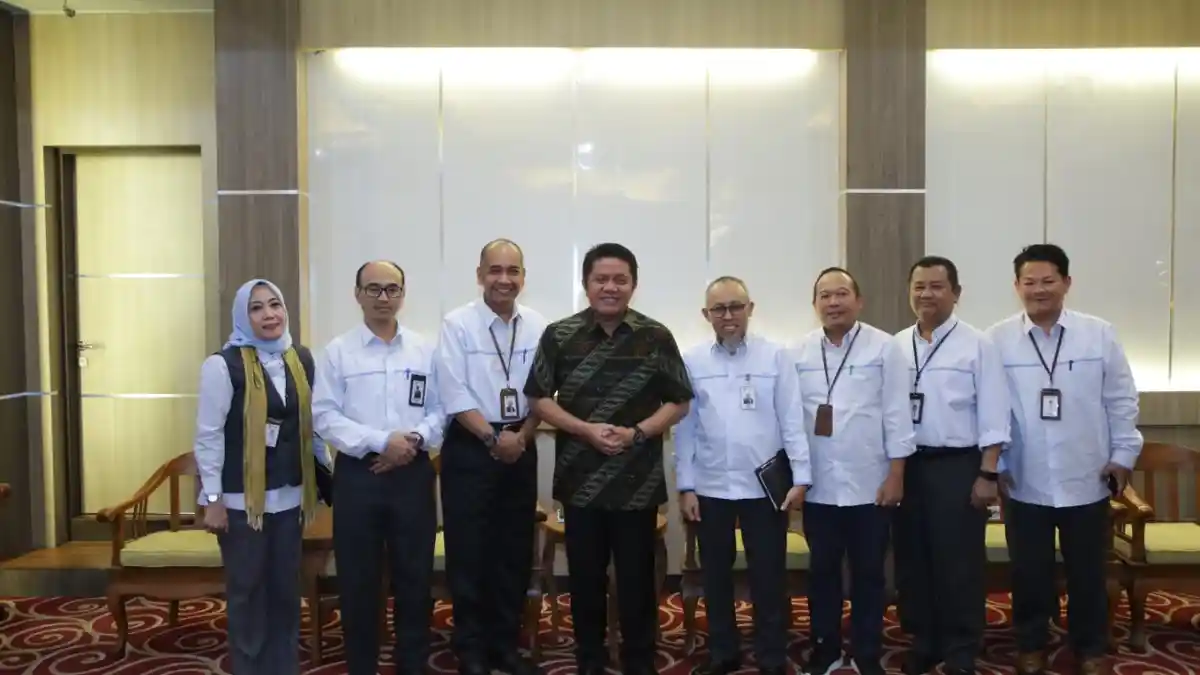 Hari Listrik Nasional Ke- 74 Tahun, Hal Ini Menjadi Keinginan Herman Deru Ada di Sumsel