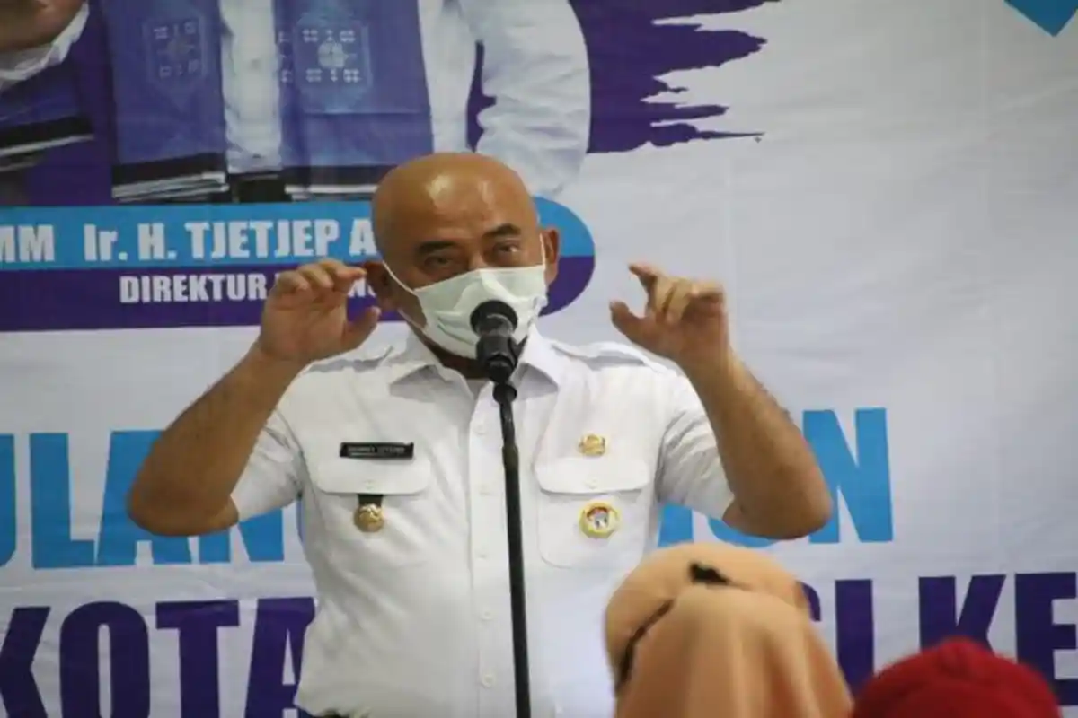 Wali Kota Bekasi Gunduli Rambut Usai Kota Bekasi Raih Opini WTP BPK RI Lima Kali Berturut-turut