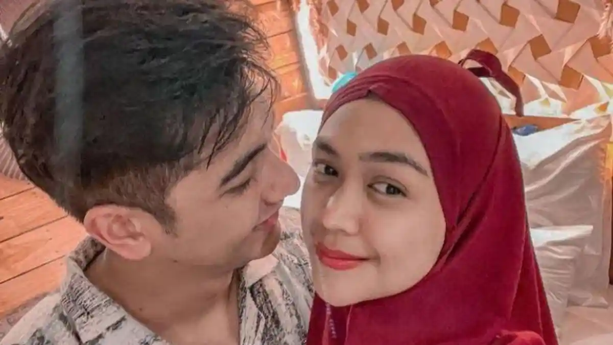 Ria Ricis Kepergok Bercanda dengan Teuku Ryan di Ruang Sidang, Netizen Ramai Doakan Rujuk
