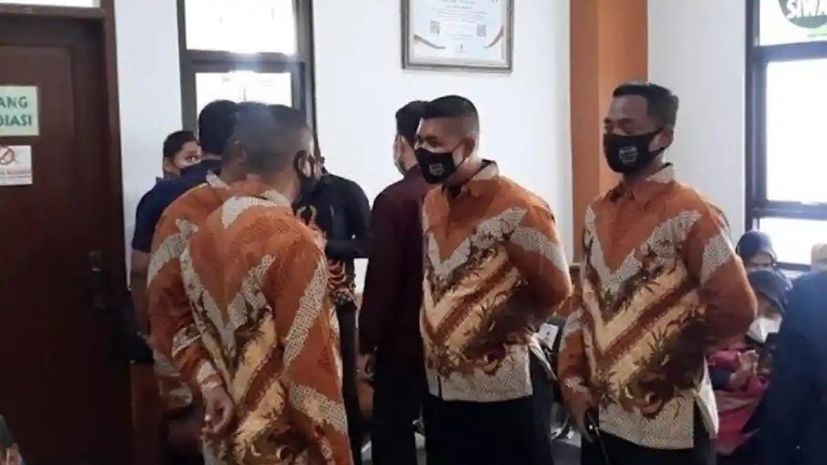 Ketemu Doddy Sudrajat, Haji Faisal Sewa 4 Bodyguard Saat Sidang Gugatan Hak Asuh Gala, Ini Alasannya