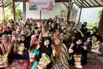Wakil-Ketua-Komisi-V-DPRD-Jabar-Siti-Muntamah-gelar-edukasi-dan-berbagi-beras-2.jpg