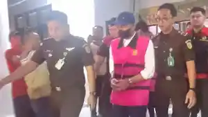 2-tersangka-lagi-kasus-pupuk-subsidi-pelalawan.jpg