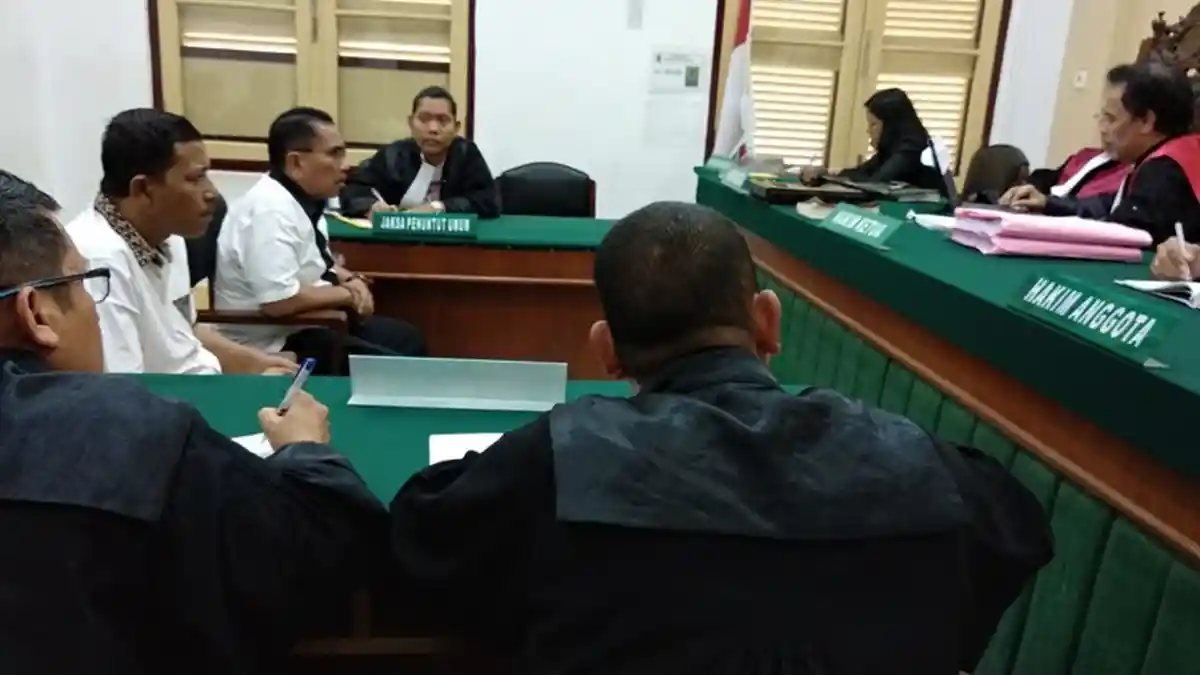 Kompak Pungli terkait Surat Tanah, Lurah dan Kepling di Medan Divonis 16 Bulan Penjara