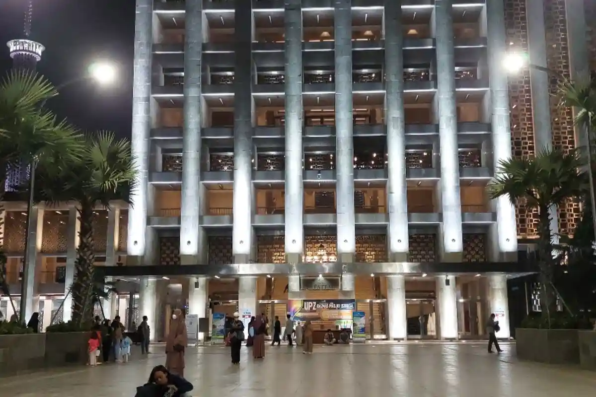 Mulai Berdatangan Sejak Pukul 04.00 WIB, 100 Ribu Jemaah Bakal Salat Id di Masjid Istiqlal