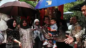 Open-house-li-Claudia-Amsakar.jpg