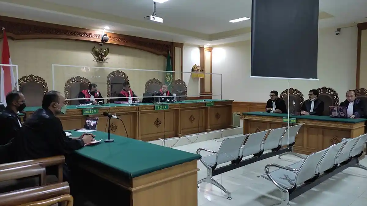 Sidang Dugaan Korupsi Masker Karangasem, Sumartana Diganjar Setahun, Lima Terdakwa Lainnya Bebas