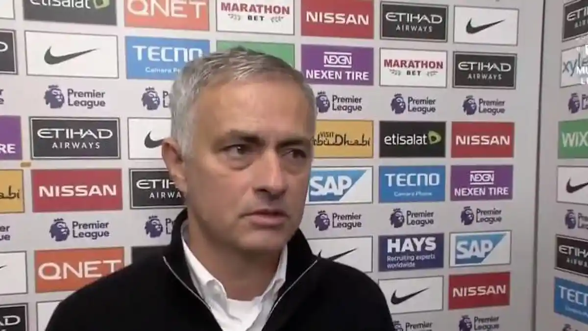 Jose Mourinho Kembali Targetkan Manchester United ke 4 Besar