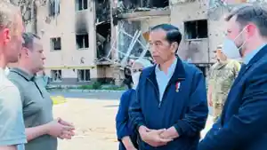 Presiden-Joko-Widodo-KE-UKRAINA-1-472022.jpg