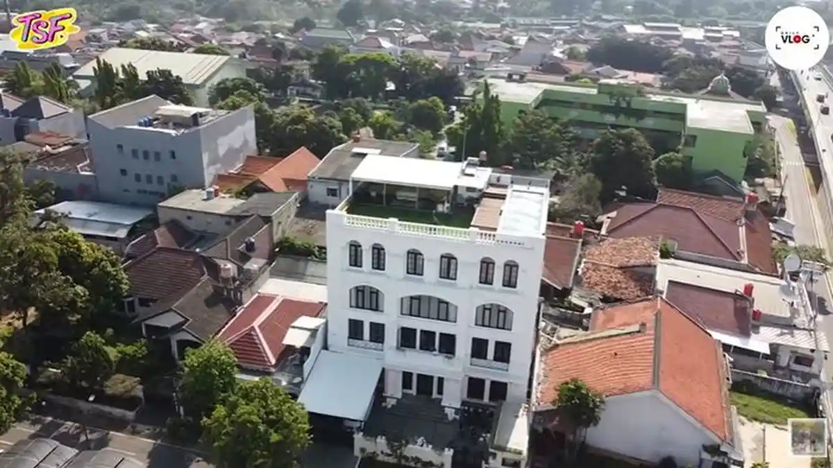 Saking Mewahnya Rumah Artis Ini, Aurel & Atta Halilintar Melongo, Punya Kolam Renang di Rooftop