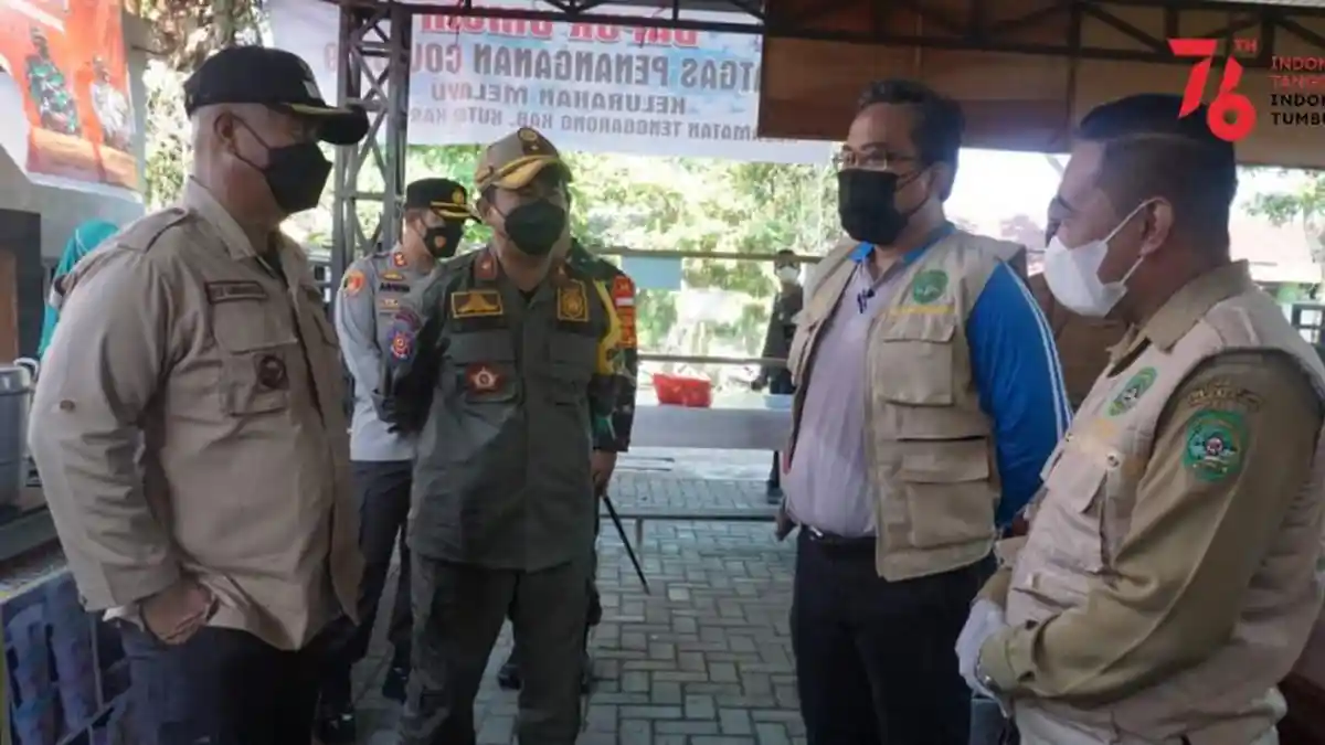 PPKM Level 4 di Kukar Mulai Diberlakukan, Bupati Tinjau Dapur Umum dan Gedung Isolasi Terpusat