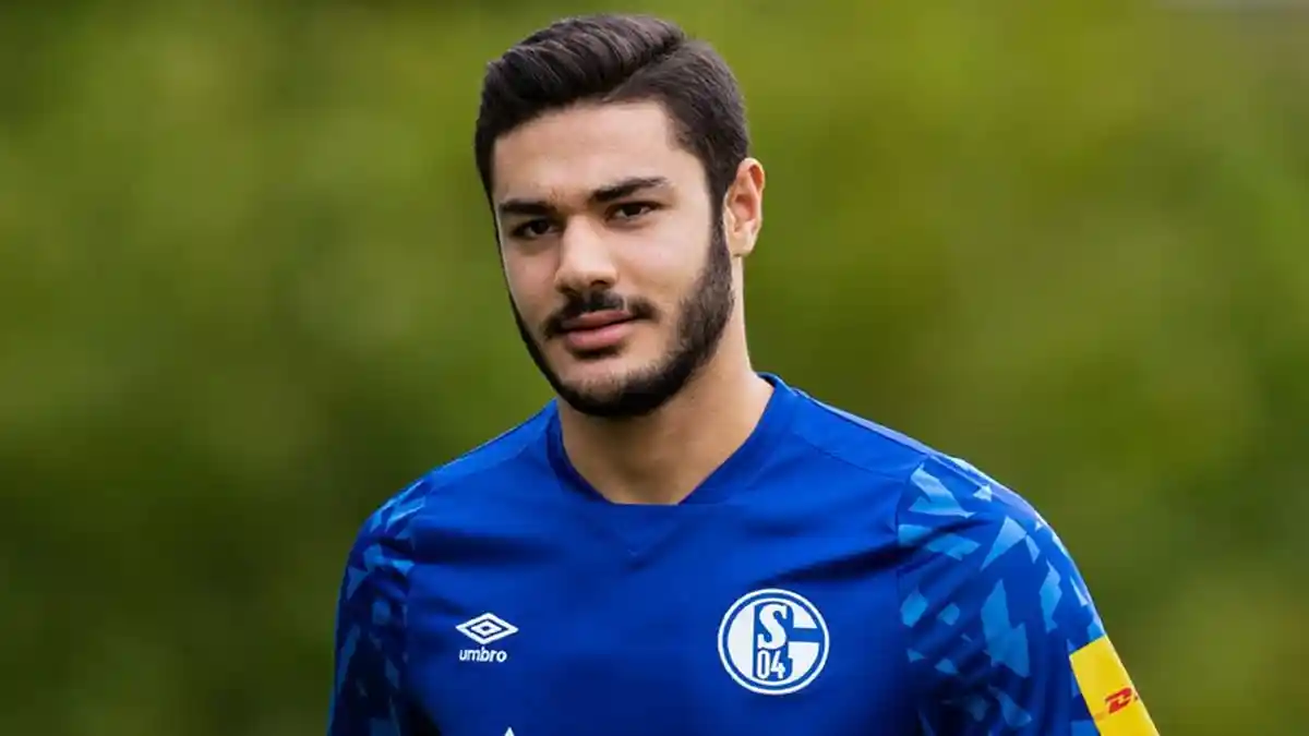 Inter Milan dan Liverpool Berebut Bek Schalke, Ozan Kabak, Siapa yang Dapat?