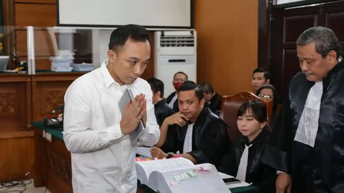 BREAKING NEWS: Kasus Pembunuhan Brigadir J, Ricky Rizal Divonis Hukuman ...