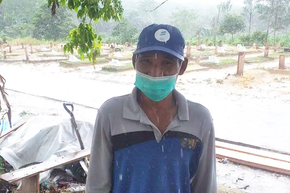 Kisah Subhan Zein Makamkan 456 Jenazah Covid-19, Pernah Gali Kubur Sendirian