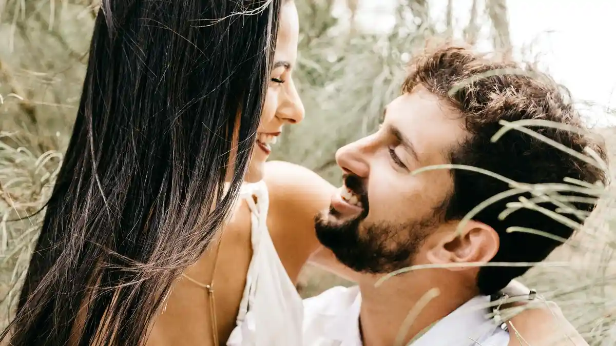 Ramalan Zodiak Cinta 23 Januari 2021, Asmara Libra Ada Cobaan, Aquarius Jangan Mengumbar Kemesraan