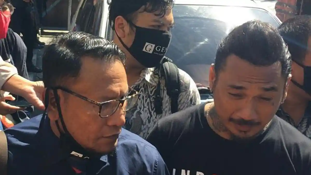 Gara-gara Dua Unggahan di Media Sosial Inilah Jerinx Dilaporkan dan Diperiksa oleh Polisi