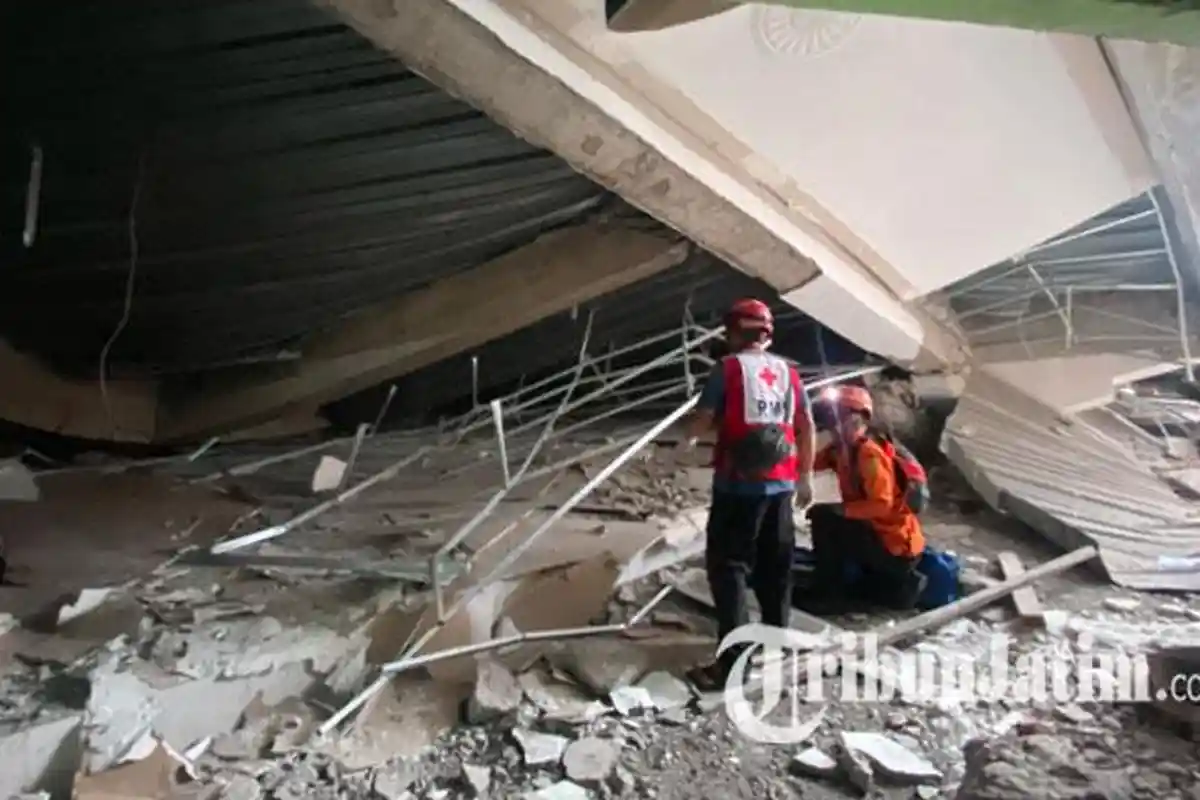 Penyebab Ambruknya Ponpes Al Khoziny Sidoarjo Versi Ahli Sipil, Khofifah Sampai Buru-buru Pulang