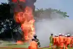 Firefighting-Show-Lengkapi-Peringatan-Hari-Pemadam-Kebakaran-Internasional-di-Kilang-Cilacapsd2s.jpg