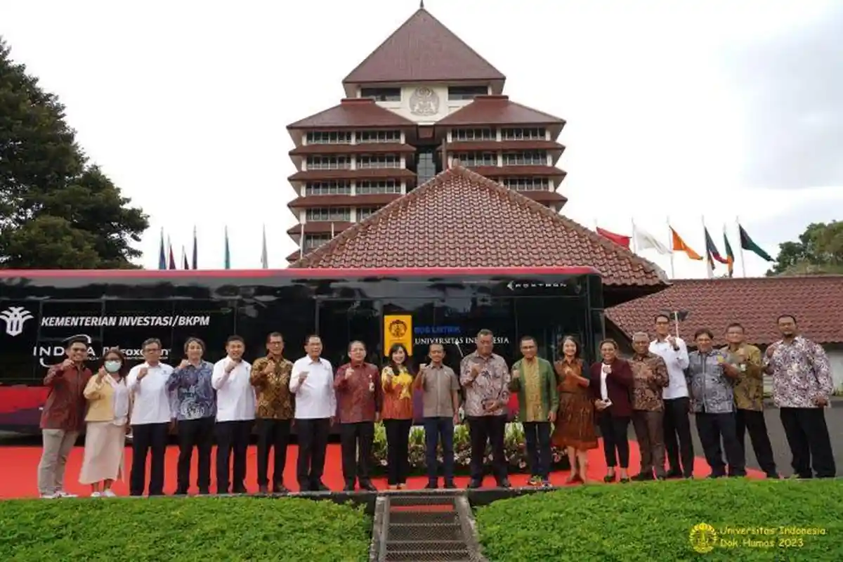 UI Bakal Dilibatkan Kembangkan Kendaraan Listrik Berbasis Baterai Usai Terima Hibah Bus Listrik BKPM