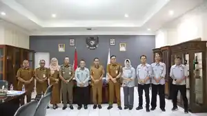 PEMKOT-KOTAMOBAGU-Wali-Kota-Kotamobagu-Weny-Gaib-menerima-kunjungan-096.jpg