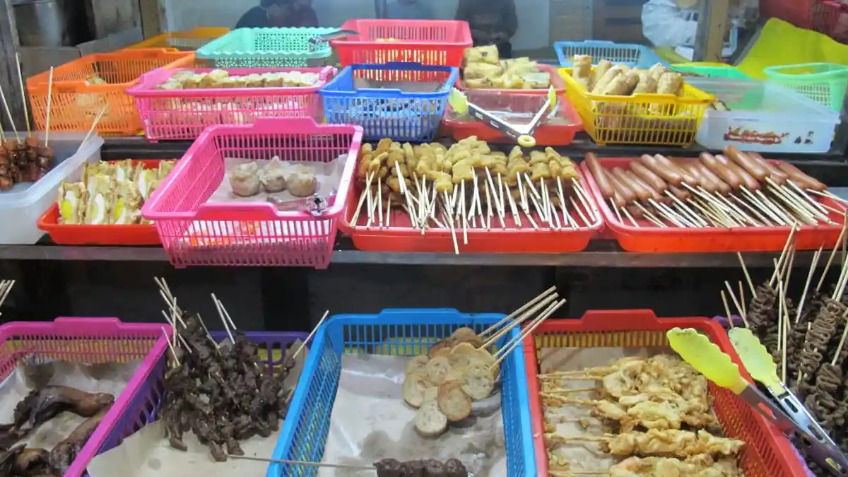 5 Rekomendasi Angkringan Enak dan Cocok untuk Nongkrong di Jogja