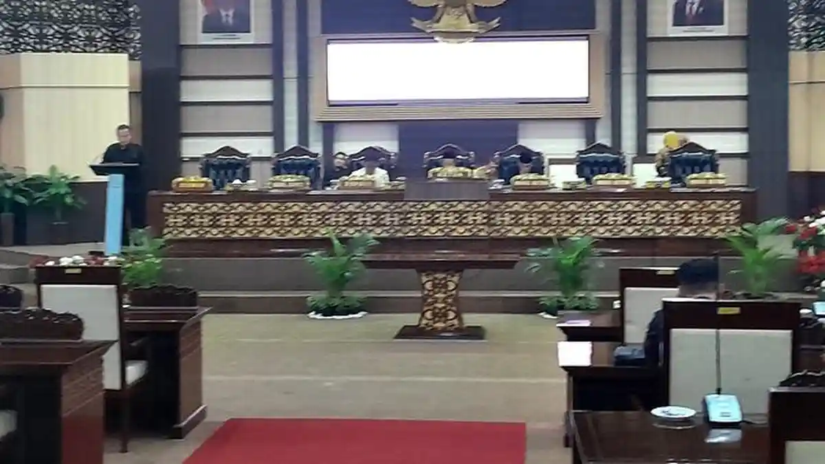 Beri Perlindungan bagi Pekerja Rentan, Pansus DPRD Kukar Matangkan Aturan