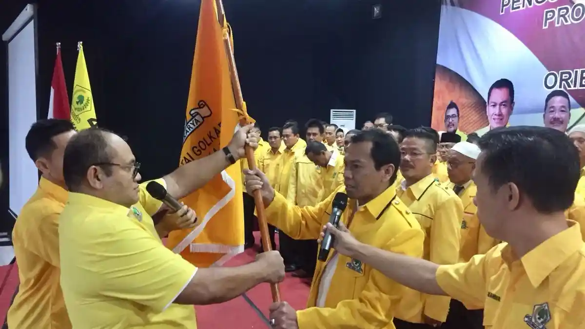 Resmi Pimpin Golkar Babel, Hendra Apollo Siap Menangkan Partai Golkar