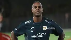 PATRICK-KLUIVERT-ARAB.jpg