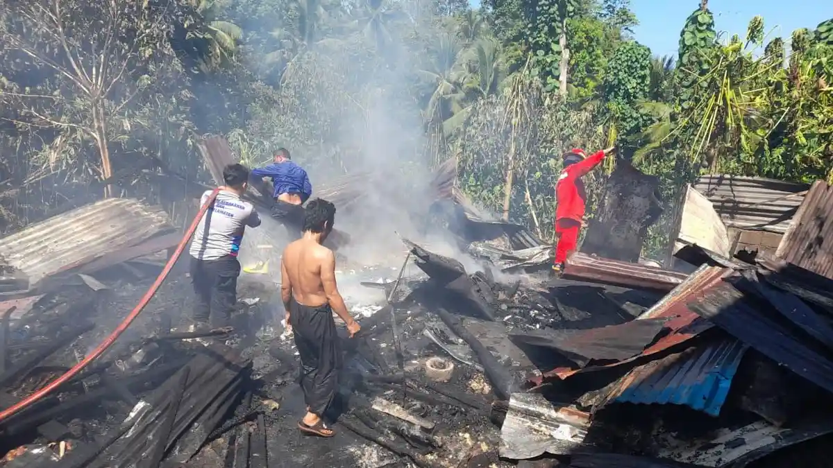 2 Kebakaran Rumah Terjadi di Bailang Manado dalam Sehari