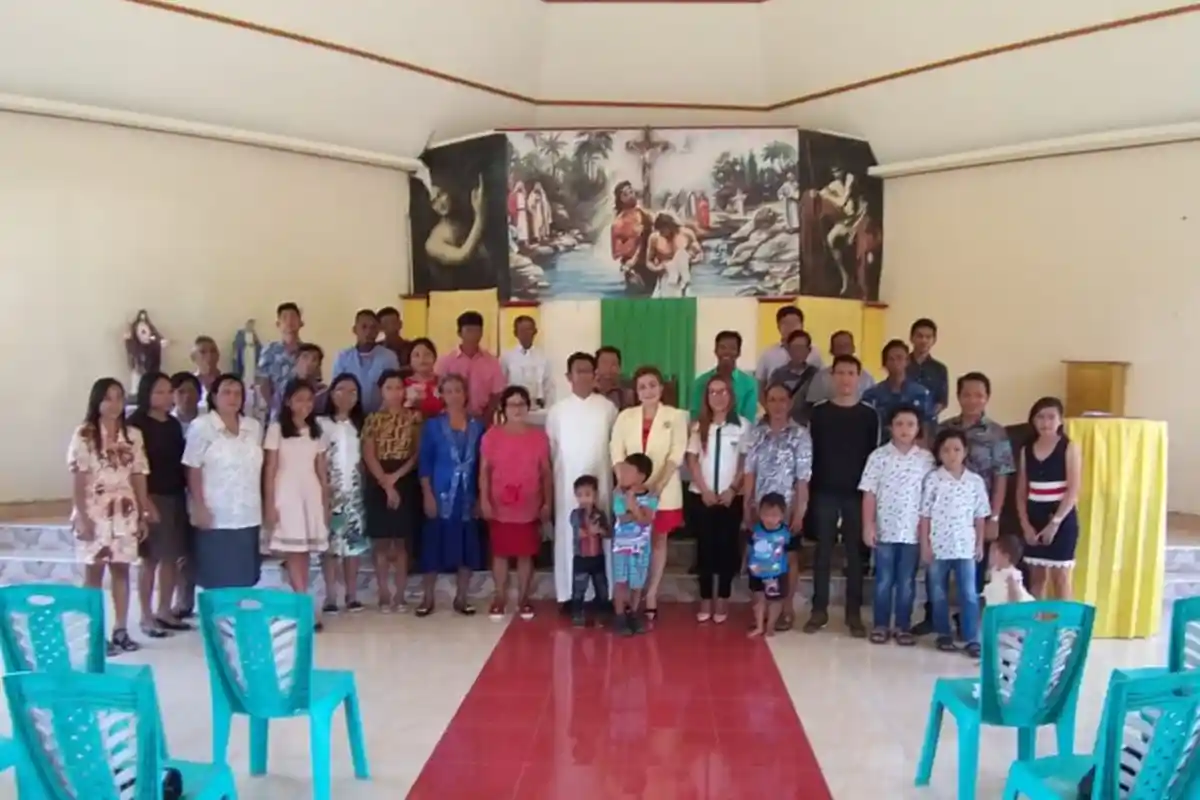 Rayakan Sumpah Pemuda dan HUT ke-74 PK, Pemuda Katolik Buat Baksos di Desa Kumu