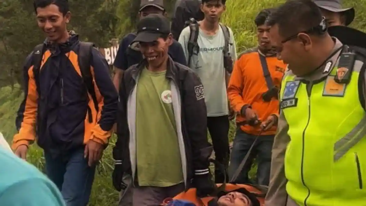 Pencarian Pendaki Asal Yogyakarta Tersesat di Gunung Merapi