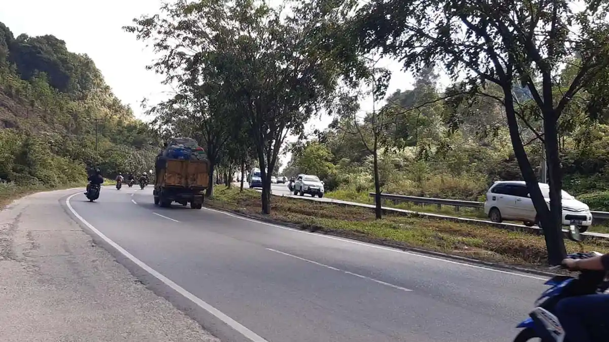 Bukit Daeng Lokasi Tabrakan Maut Sri Wahyuni Tidak Terpasang Rambu Lalu Lintas