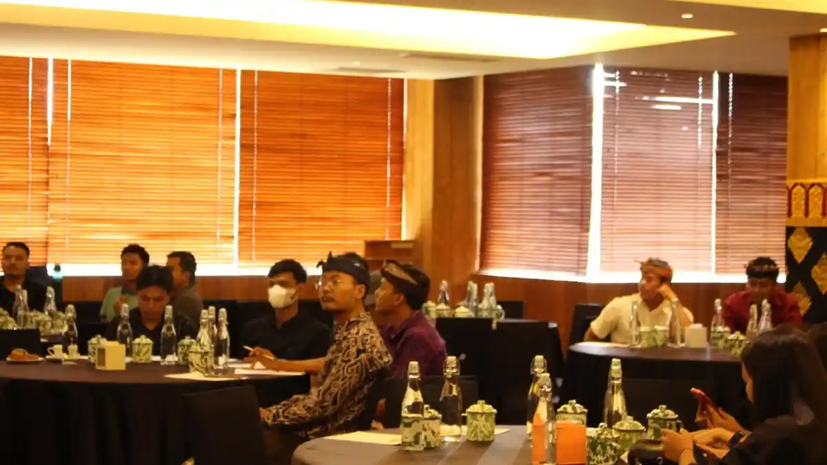 Temui Nelayan hingga Mahasiswa, Bawaslu Gianyar minta Jaga Pilkada 2024