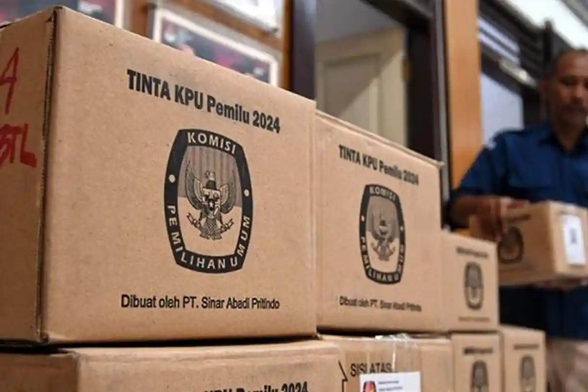 KPU Kota Mataram Terima Logistik Pemilu 2024: Tinta Sudah Tiba, Bilik dan Kotak Suara Menyusul