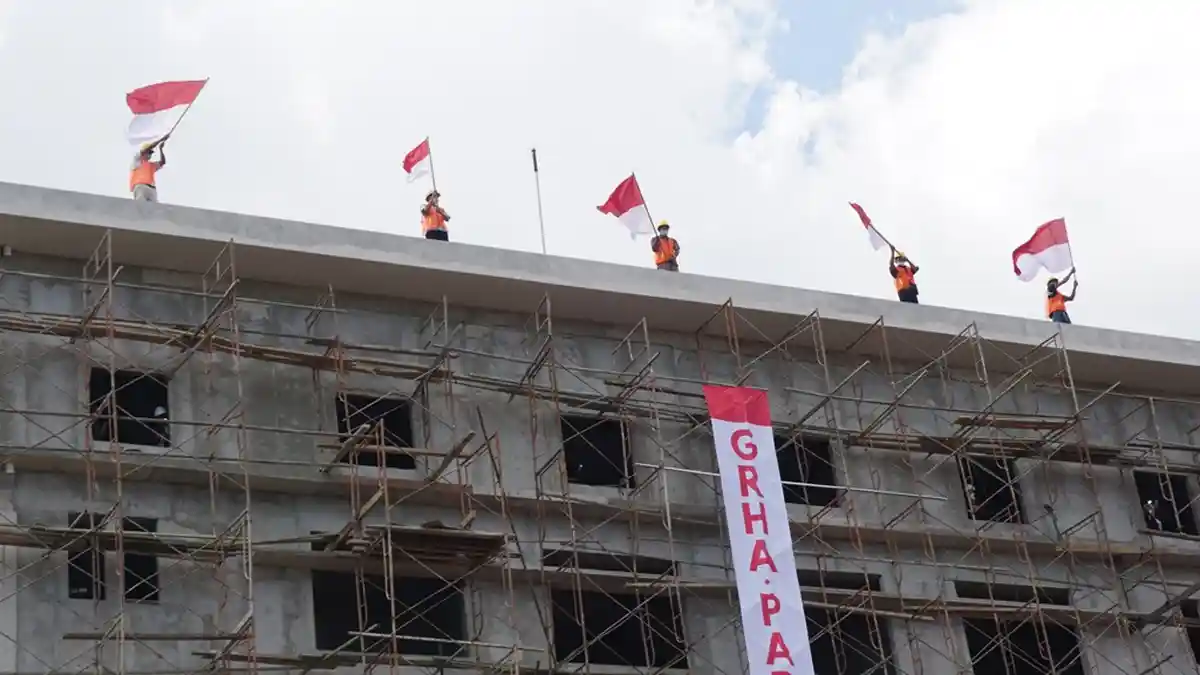 Masuk Tahap Topping Off, Pembangunan Graha Padmanaba Selesai Akhir 2021 