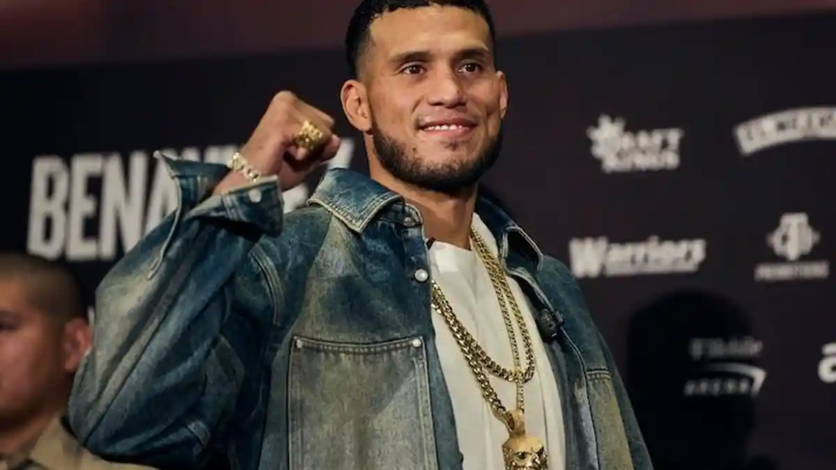 Jadwal Tinju Dunia, Promotor David Benavidez Siap Pertemukan Pemenang Bivol-Beterbiev pada Mei 2026