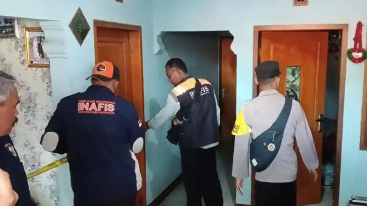 PRIA di Sumedang Bunuh Istrinya Gegara Tak Mau Bayar Utang Judinya, Sempat Baku Hantam di Kamar