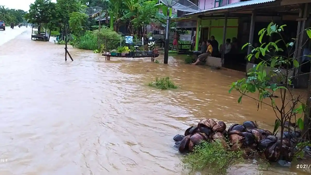 Hujan Lebat Guyur Aceh Selatan Sejak Pagi Hingga Malam