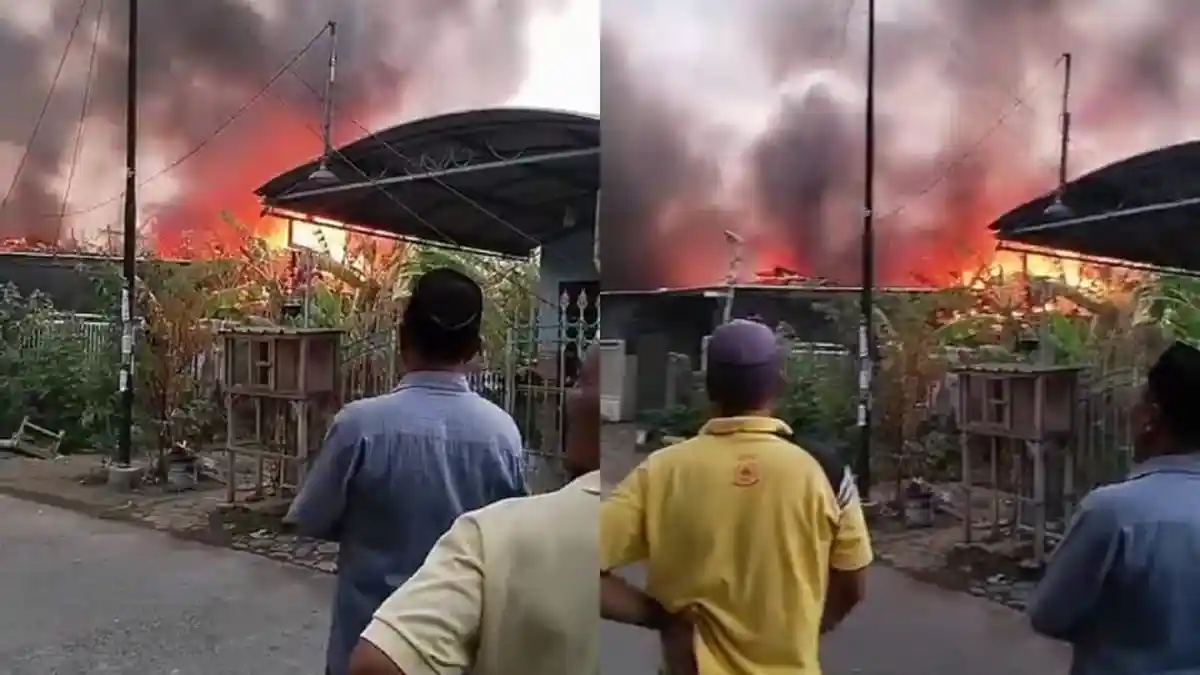 KRONOLOGI Gudang Pabrik Sepatu di Mojoagung Jombang Ludes Terbakar, Kerugian Capai Rp 500 Juta