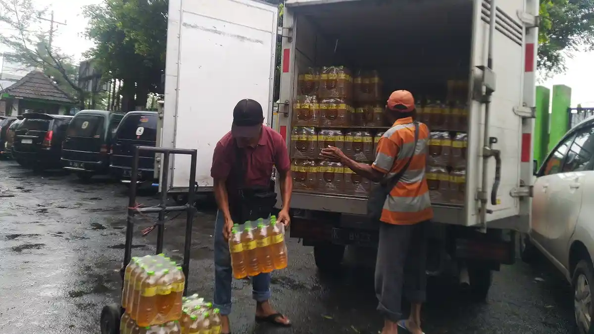 Lagi, Kudus Digelontor Ratusan Karton Minyakita, Hanya untuk Konsumen, Per Orang Maksimal 2 Liter