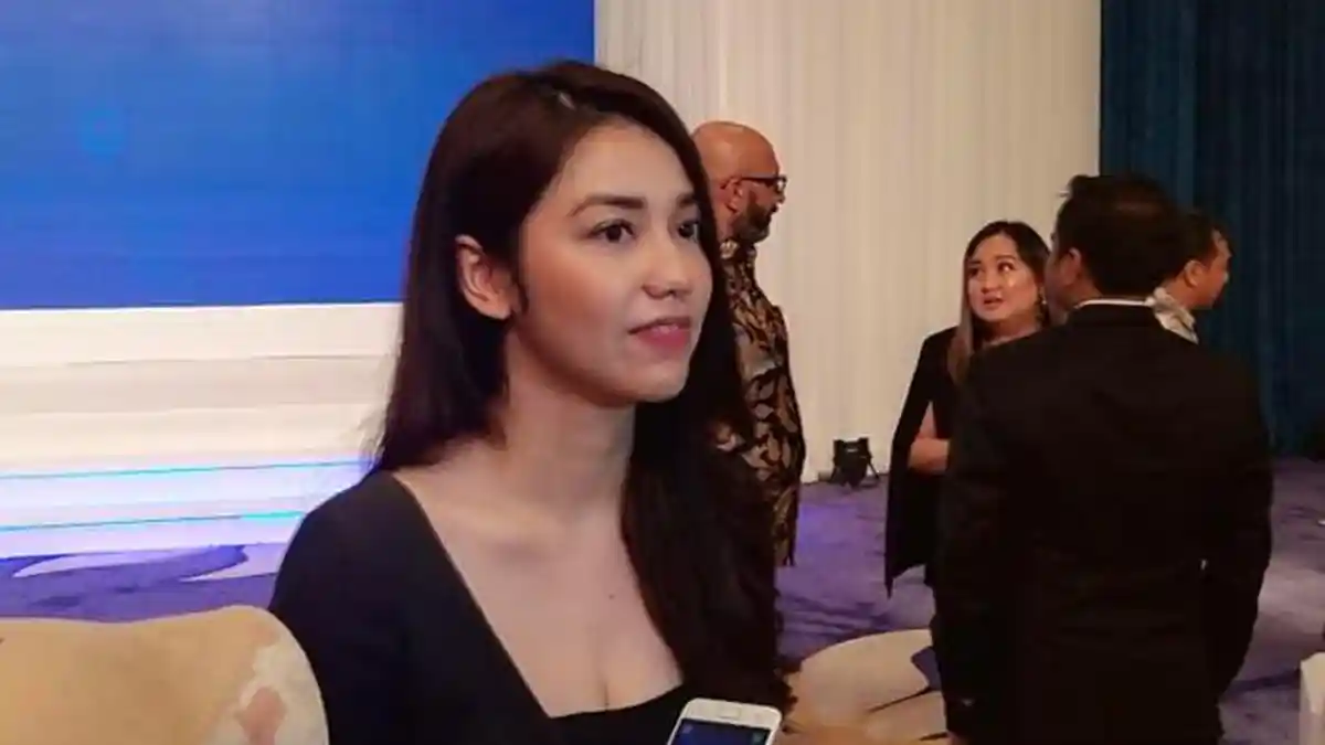 Velove Vexia Cuek Digosipkan Sudah Punya Suami