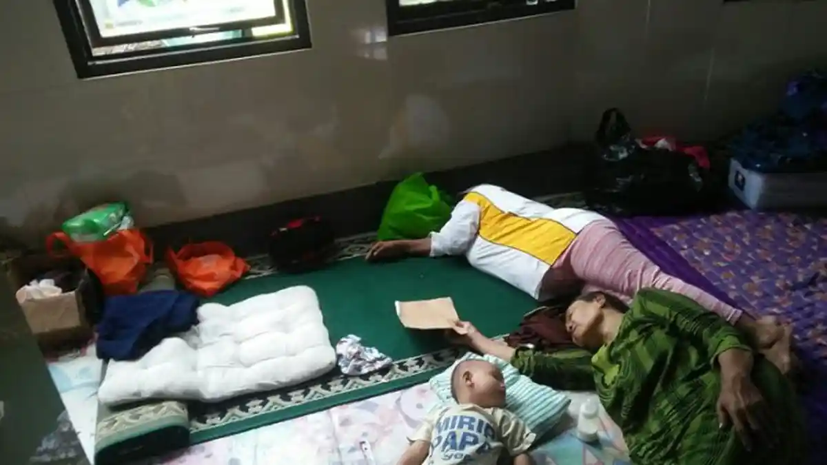 Musala di Krukut Ini Tetap Kokoh Berdiri Meski Sekelilingnya Hangus Terbakar