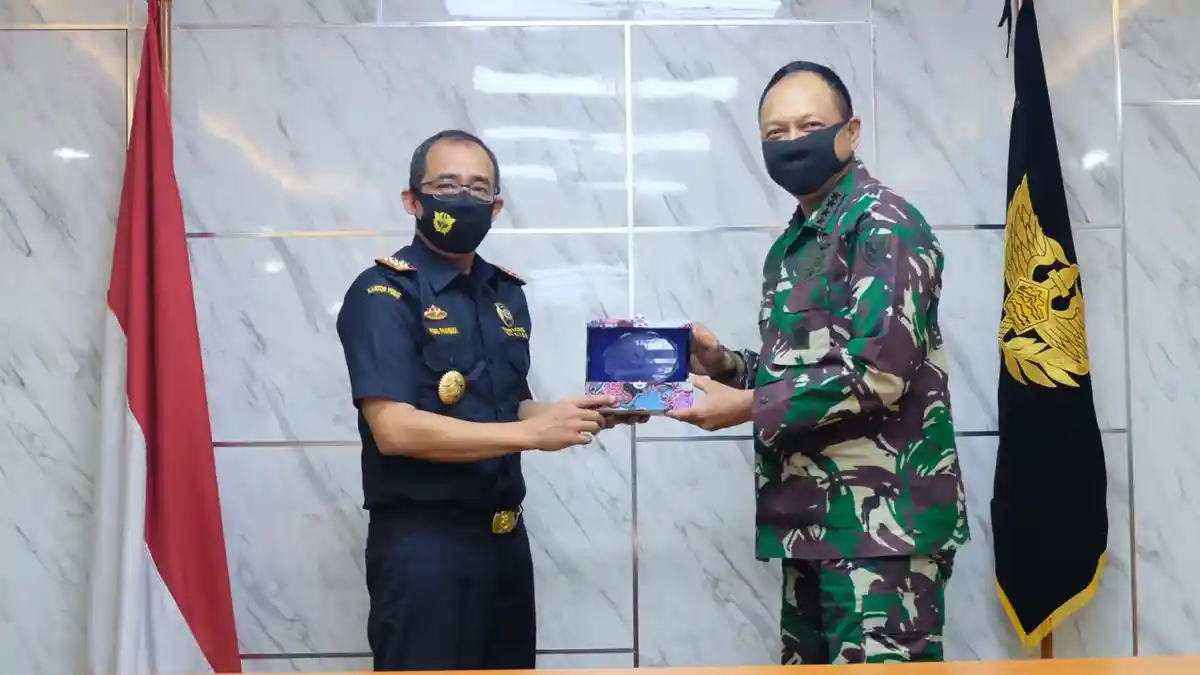 Langkah Penguatan Sinergi Bea Cukai dan TNI Angkatan Udara